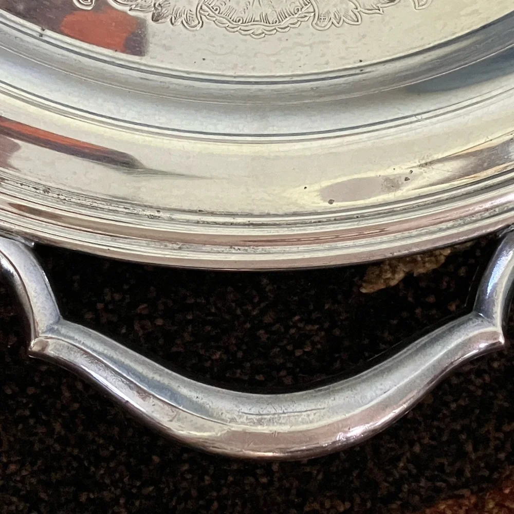 ONEIDA 2 LIONS USA STAMPED AND DECAL  18” HANDLED SILVER PLATE 1970’s